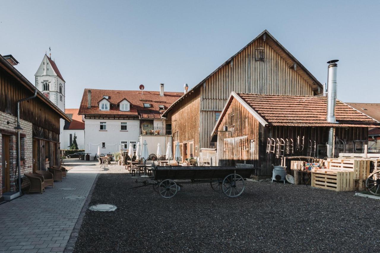 Allgaeuer Genusshotel Und Historischer Dorfgasthof Hirsch Leutkirch im Allgäu Exterior foto